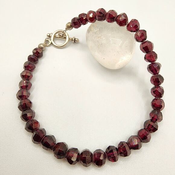 Vintage Jewelry - Faceted Garnet Bracelet • Sterling Silver Toggle Clasp • January Birthstone